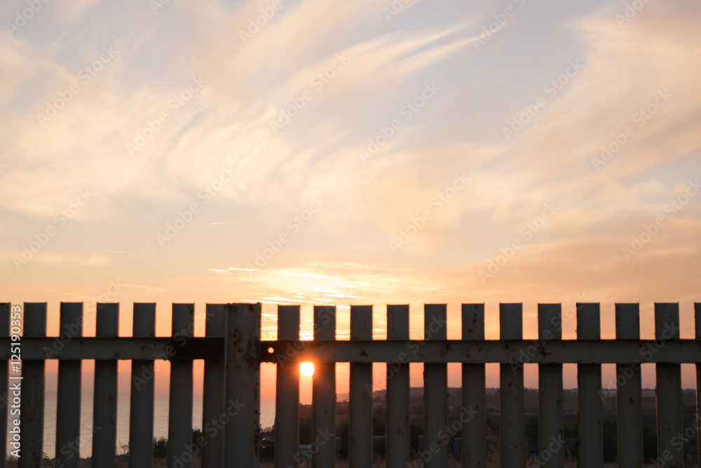 Obraz premium Beautiful sunset on the sea