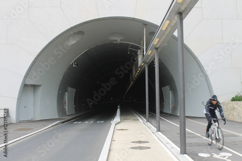 Tunnel de la Croix Rousse à Lyon photo