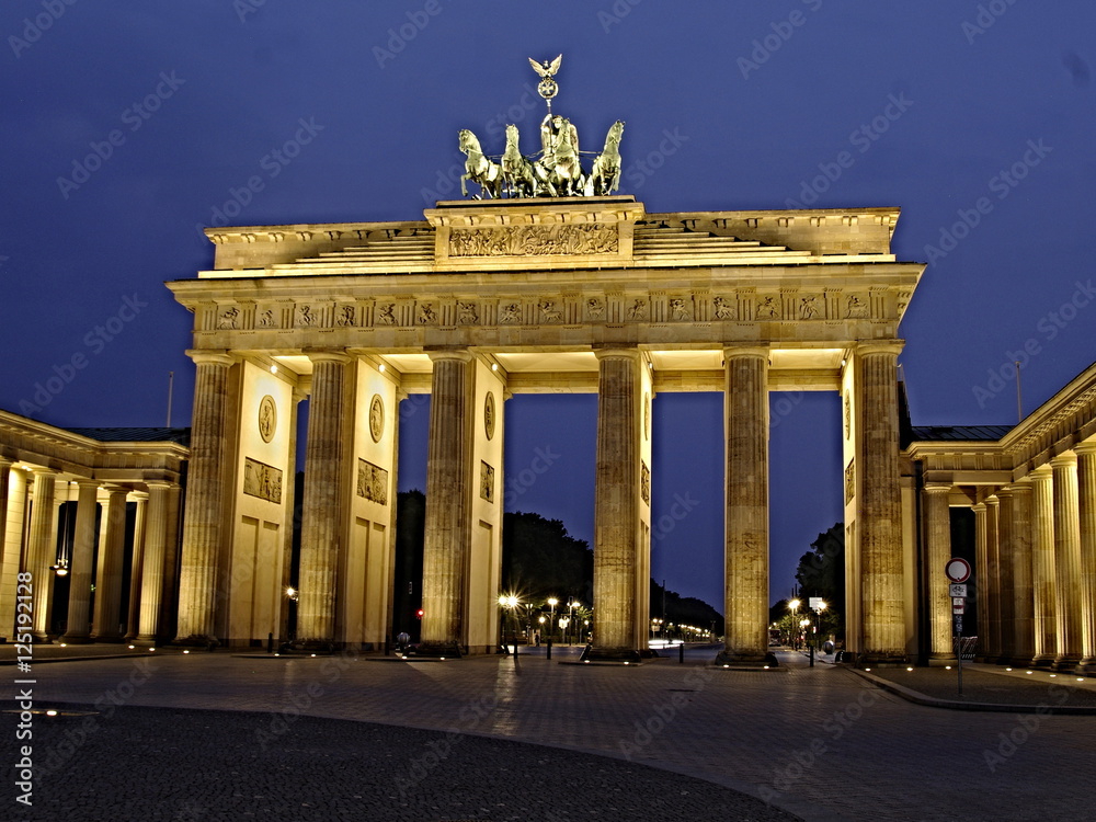 Obraz premium Berlin - Brandenburger Tor
