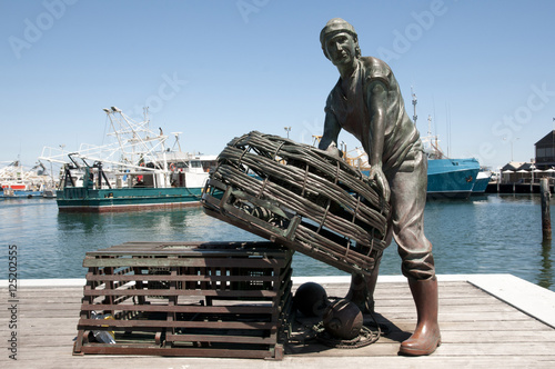 Monument to the Fishermen - Fremantle - Australia photo