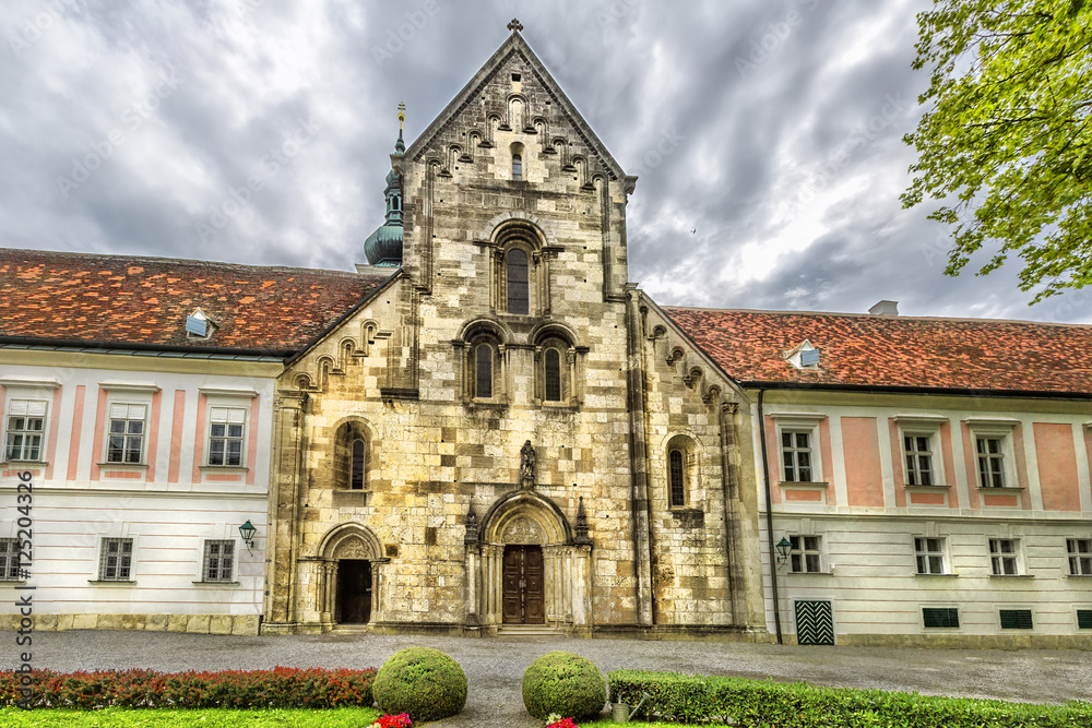 Obraz premium Abbey of the Holy Cross (Stift Heiligenkreuz) in Vienna woods.