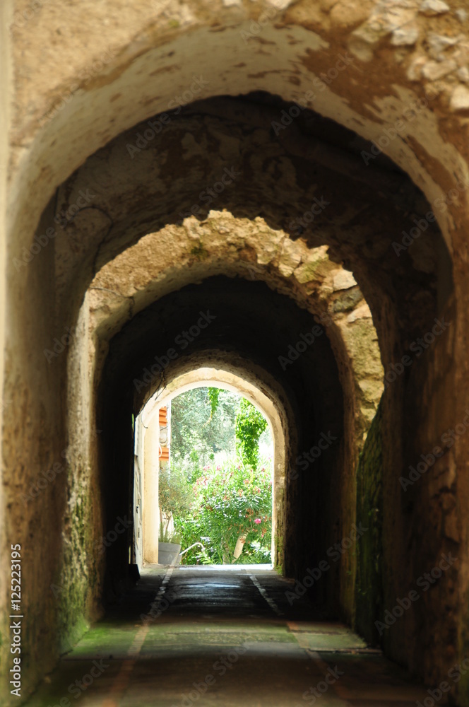 Fototapeta premium Arcadas pasaje en Capri