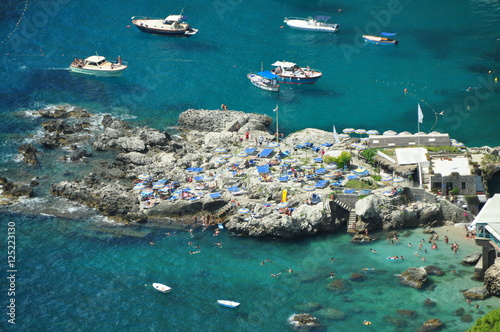 Turistas tomando el sol en Capri