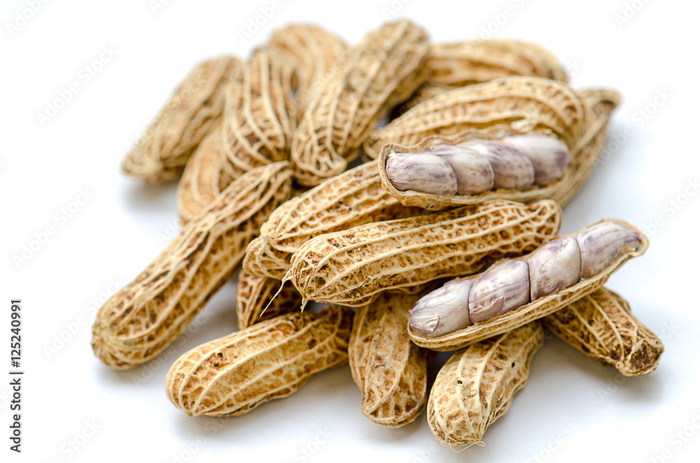 Delicious fresh boiled peanuts Delicious fresh boiled peanuts