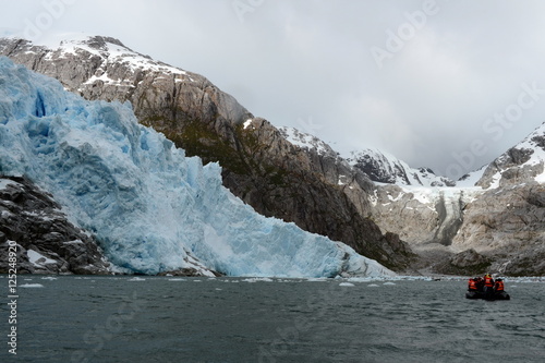 Tourists from the cruise ship at the Nena Glacier. photo