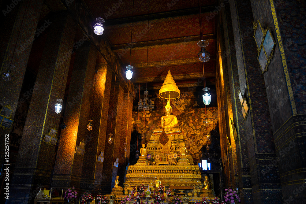 Fototapeta premium Thailand Landscape : Wat Pho Temple of the Reclining Buddha