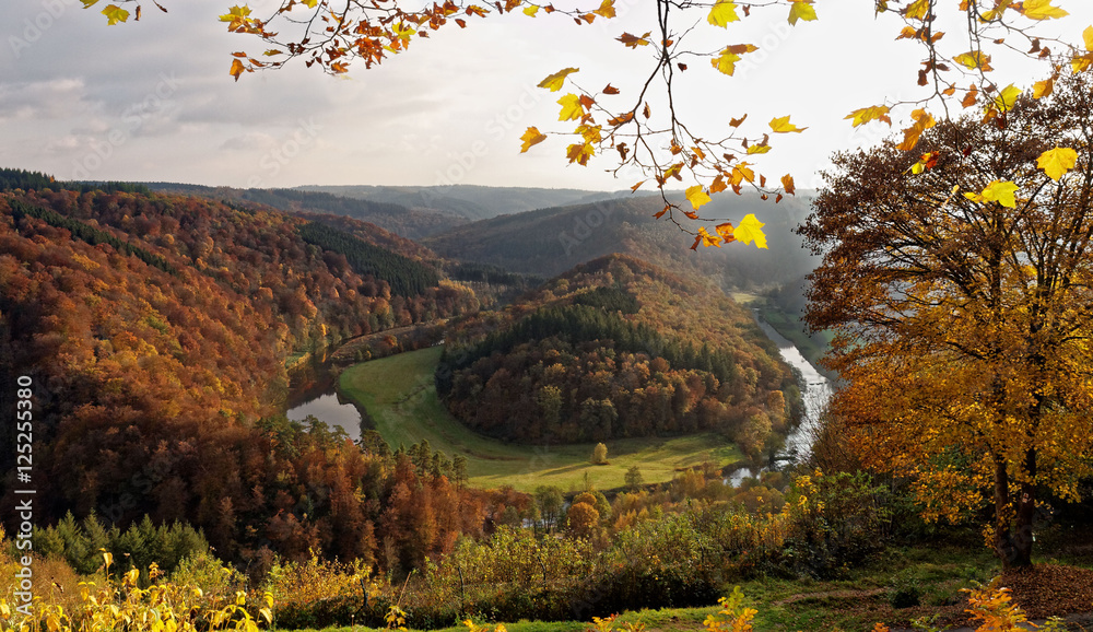 Fotografia Le tombeau du géant en automne.