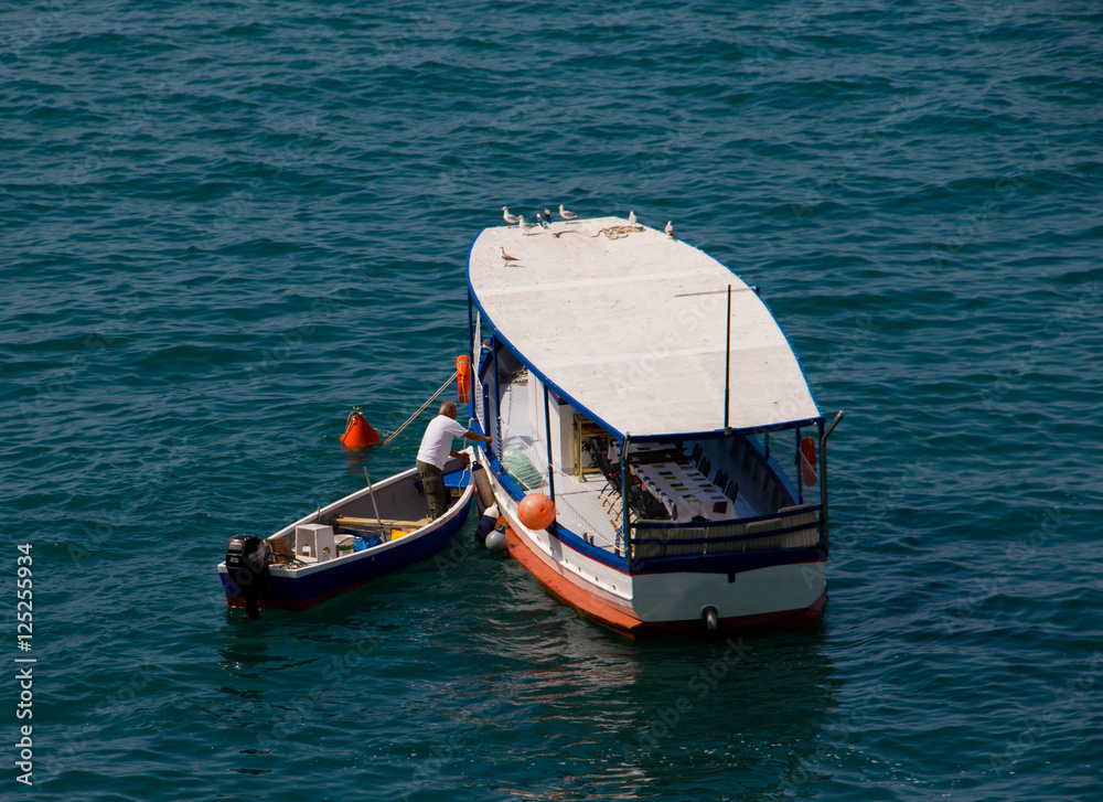 Obraz premium Canoe e traghetto