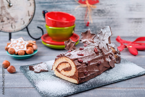 Bush de Noel Christmas Log Cake