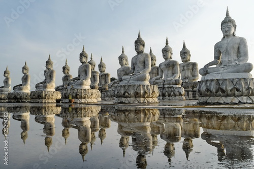 Bild auf Leinwand buddha-statue-and-blue-sky-nakhon-si-thammarat-province