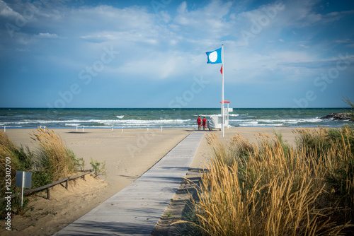 Fototapeta Naklejka Na Ścianę i Meble -  Verlassener Strand bei Cavallino, Italien