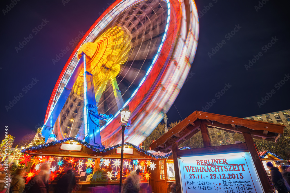 Fototapeta premium Christmas market on Alexanderplatz in Berlin, Germany