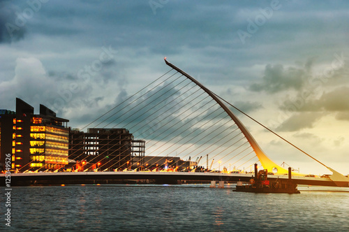 Photography Samuel Becket Bridge at sunset in Dublin