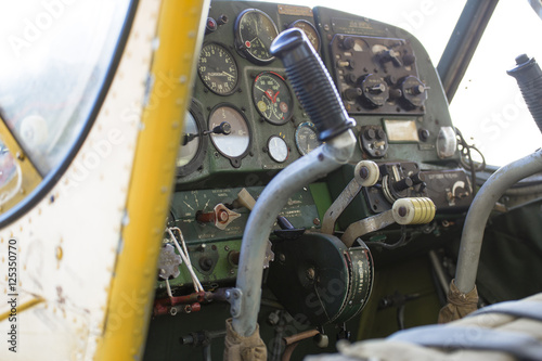 A small private plane view of the instrument panel.