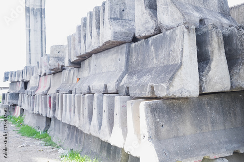 Barrier concrete