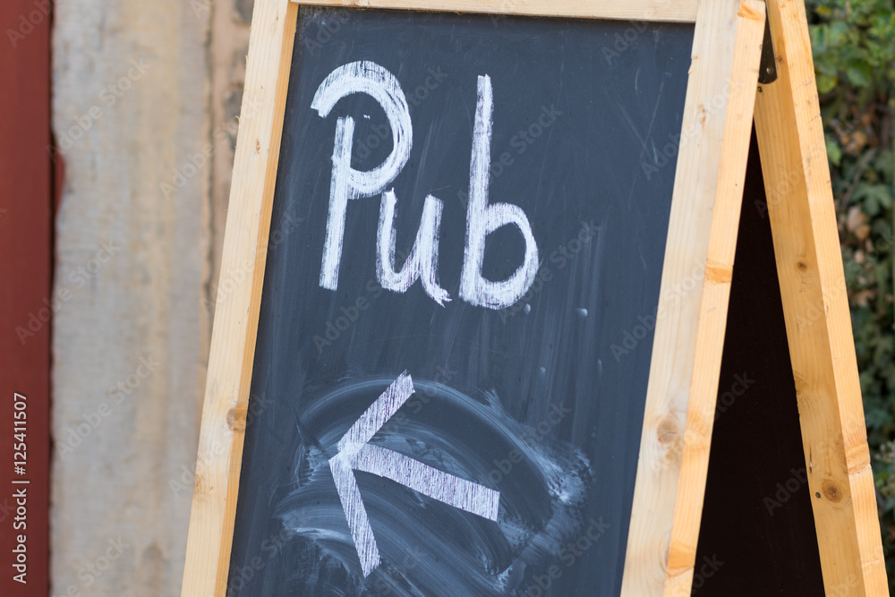 Obraz premium Wegweiser Pub
