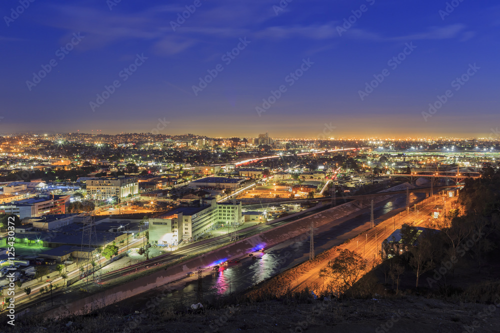 Beautiful Los Angeles river sunset view