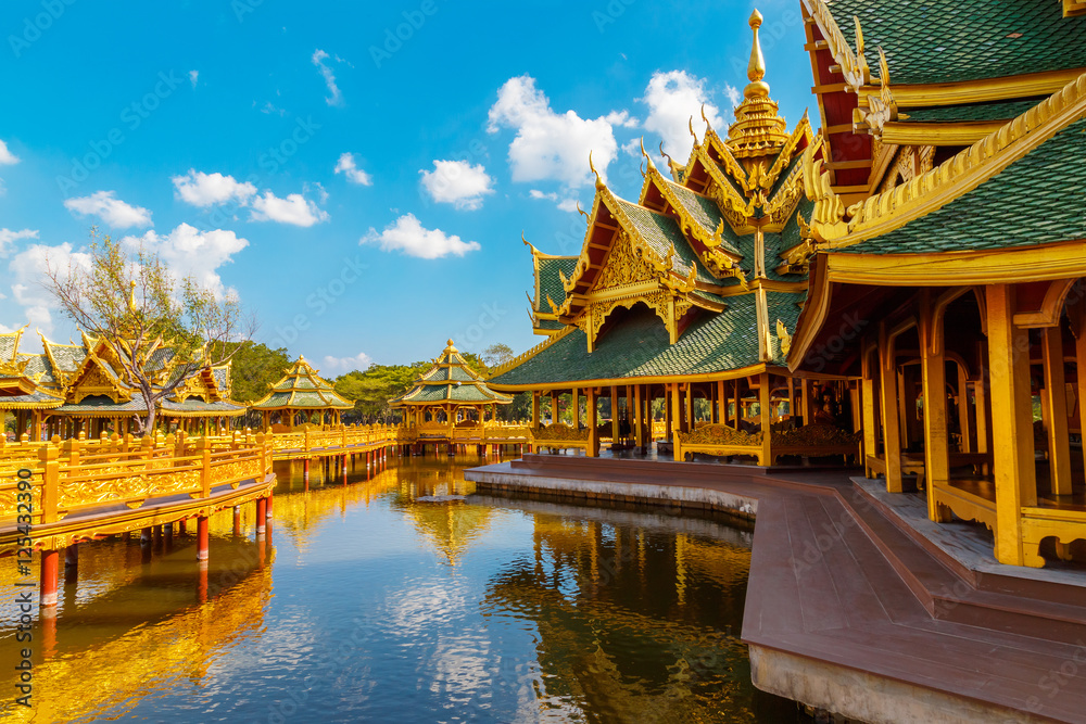 Naklejka premium Pavilion of the Enlightened in Thaialand