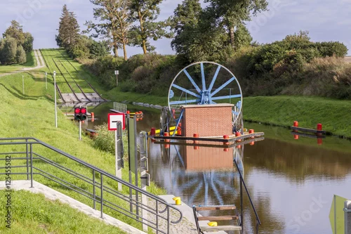 Obraz Historic canal near Elblag. Jelenie ramp.