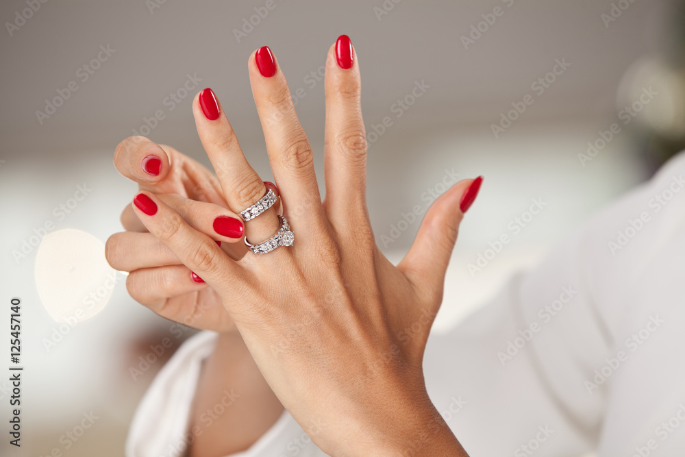 Buy Beautiful Rose Gold and Diamond Finger Ring Online | ORRA