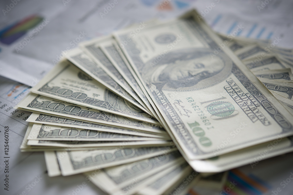 Billie dollar with business chart