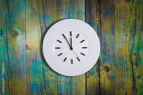 Wallpaper Mural Clock on the plate on wooden background Torontodigital.ca