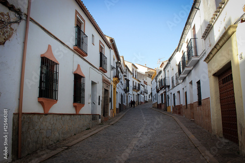 Narrow streets of Ronda, Spain © free2trip