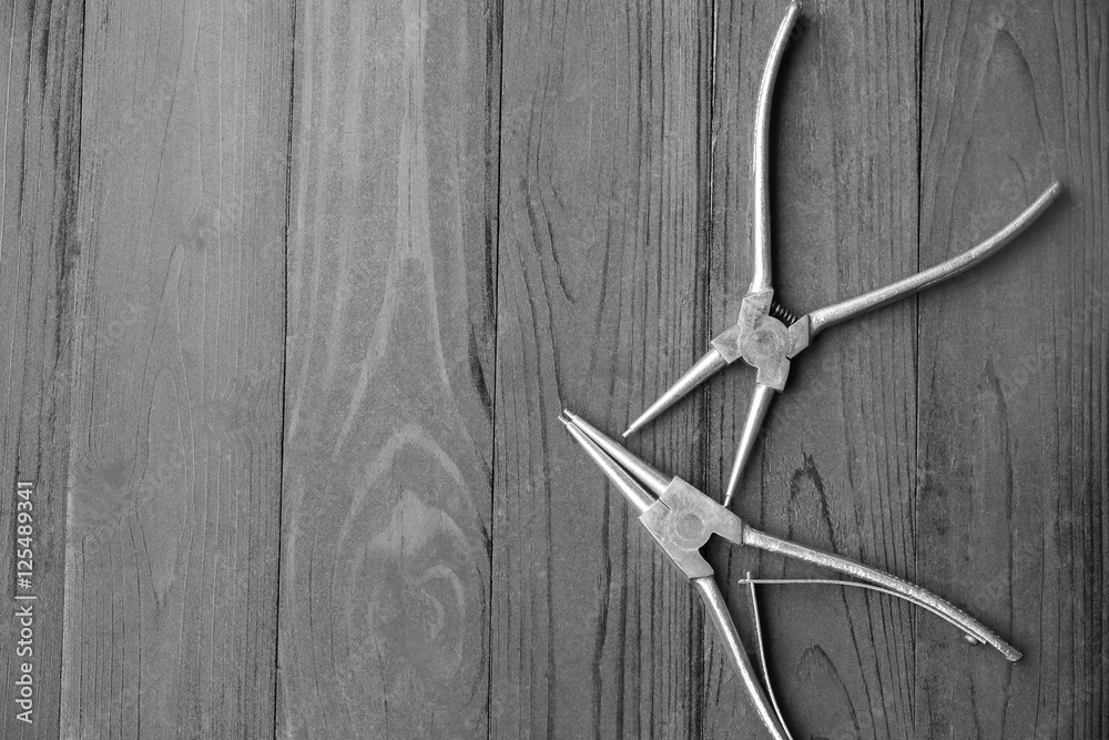 Pliers for remove the snap ring Pliers for remove the snap ring