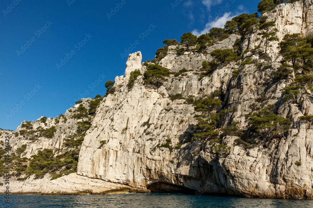 Vue from the sea on Calanques de Cassis, Calanques de Marseille, Provence, France Vue from the sea on Calanques de Cassis, Calanques de Marseille, Provence, France
