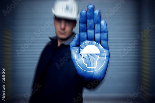 STOP! Kopfschutz benutzen Piktogramm Arbeitssicherheit photo