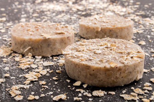 Fotografie sliced irish white pudding with oatmeal