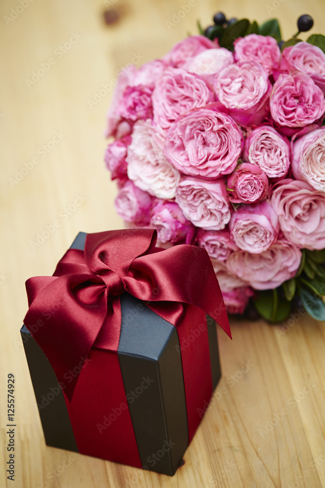 Gift box with flower bouquet Gift box with flower bouquet