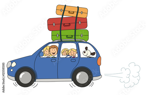 Glückliche Familie auf Urlaubsreise