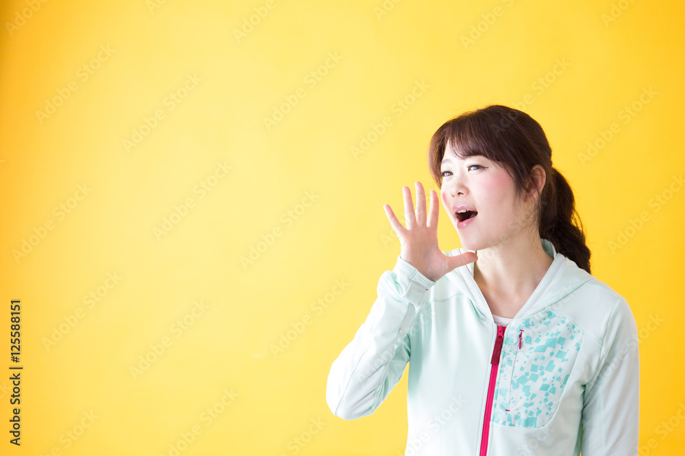 女性ジョガー・イエローバック
女性ジョガー・イエローバック