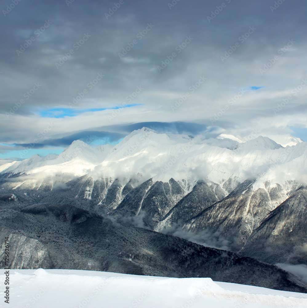 Fototapeta premium Zimowy krajobraz, góry