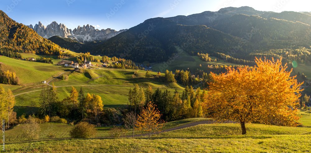 Val di Funes in autumn, South Tyrol, Italy