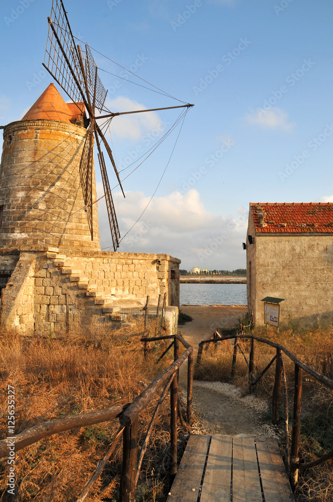 windmill sicilia