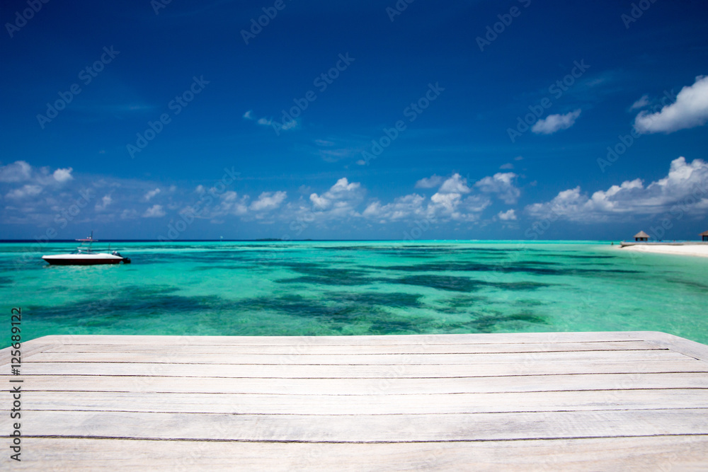 sea in Maldives