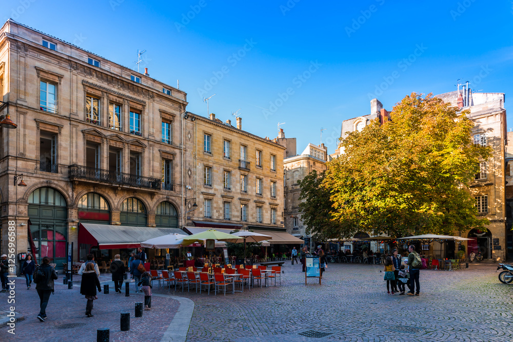 Place Saint-Pierre à Bordeaux, Gironde, Nouvelle-Aquitaine, France