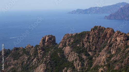 Fotografie Montagne se jetant dans la Méditerranée, Corse, France