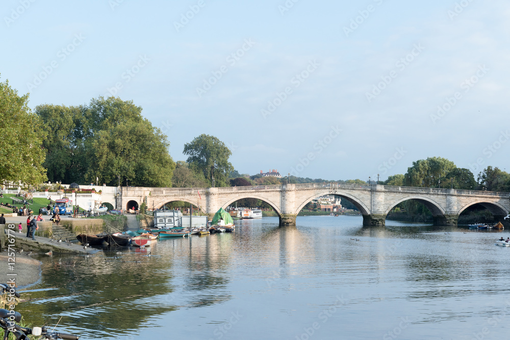 Obraz premium Richmond Bridge, London