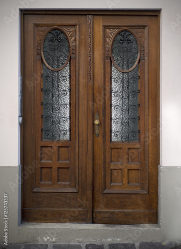Old doors, handles, locks, lattices and windows
