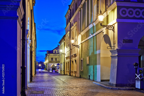 Zamojska uliczka w nocy
