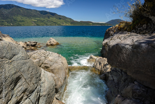 Lago Riñihue (Chile) photo