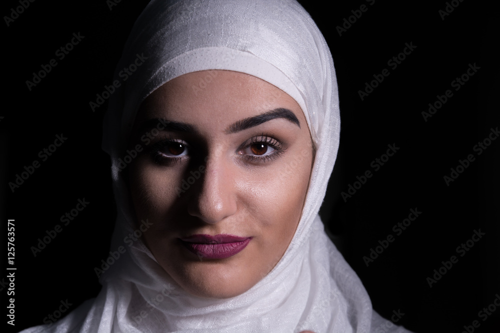 Beutiful Woman with Hijab Beutiful Woman with Hijab