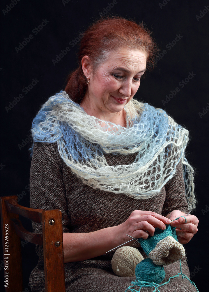 Выбор пряжи для свитера: материалы и их свойства