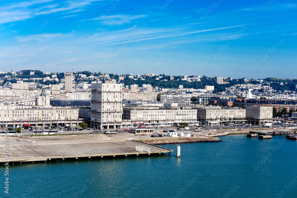 Stadtansicht Le Havre vom Meer aus