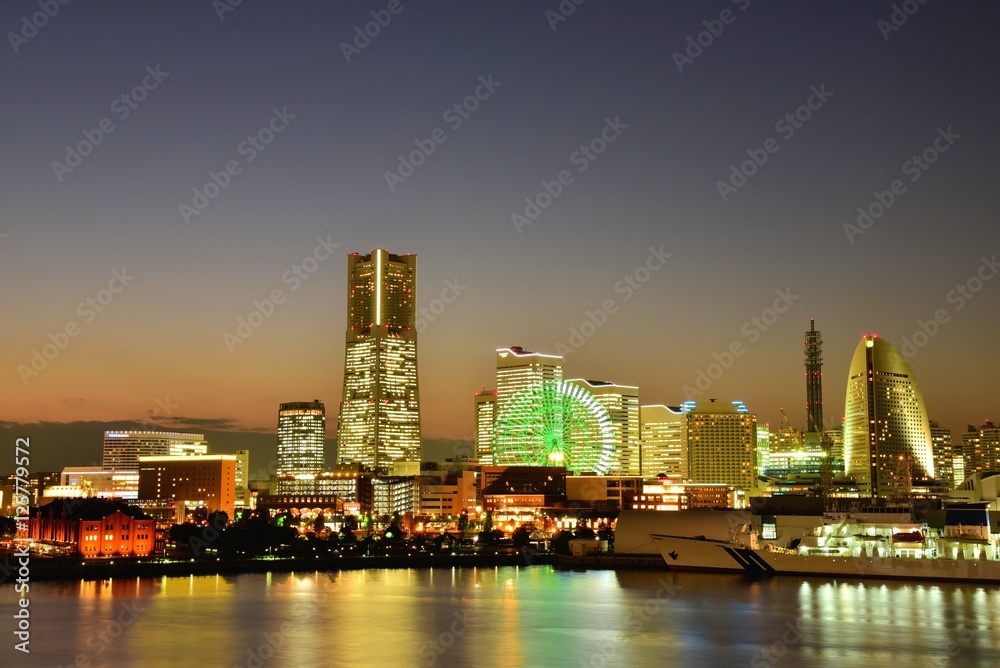 Naklejka premium Minatomirai