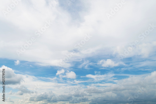 Fototapeta Naklejka Na Ścianę i Meble -  clouds white soft in the vast blue sky