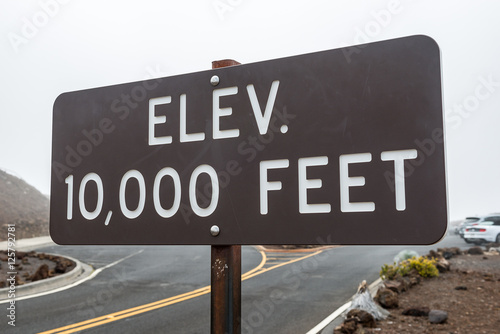 Elevetion sign on the Mountain photo